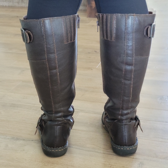 Boots - Picture 4 of 4